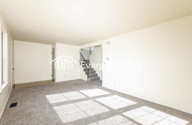 7673 Mount Hood Gallery 4