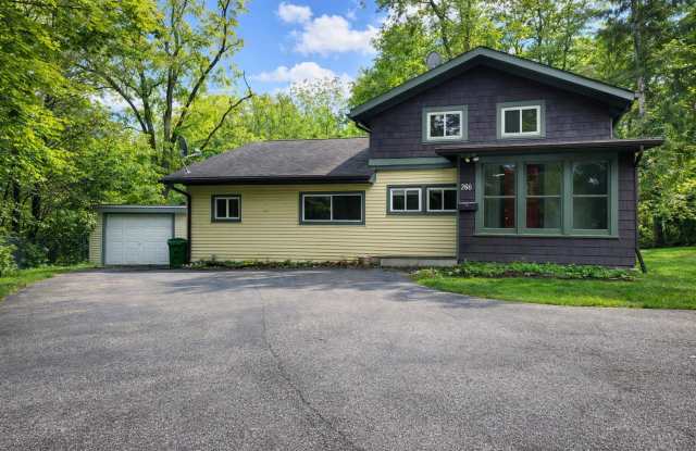 3 Bedroom 1 bath HomeCharming Updated Home in Quiet Bedford Neighborhood photos photos