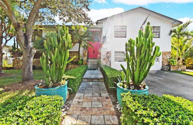 Beautiful Rustic Contemporary Duplex in Cutler Bay! photos photos Beautiful Rustic Contemporary Duplex in Cutler Bay! photos photos