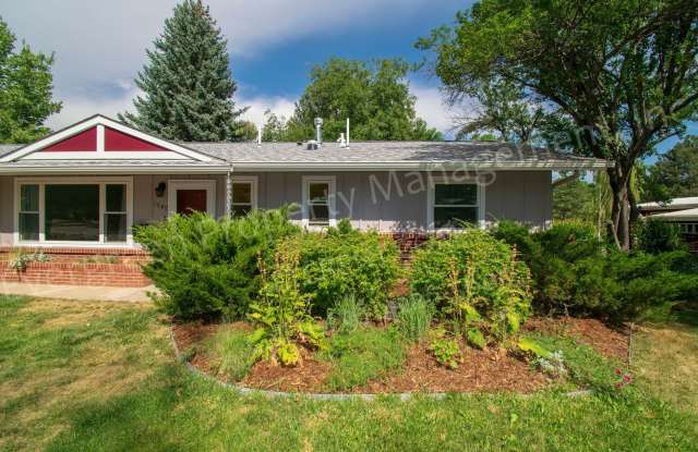 3 Bed House in Northwest Fort Collins! - 1040 Glenmoor Drive, Fort Collins, CO 80521