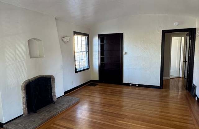 Spacious One Bedroom Unit in North Berkeley Gallery 2
