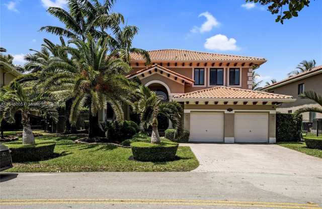 7567 SW 189th St photos photos