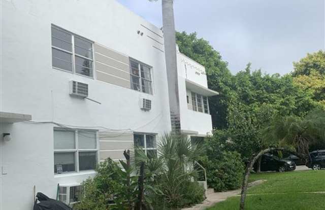 Miami Beach Studio Haven Gallery 1