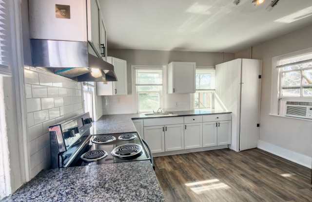 Downtown Duplex Gallery 4