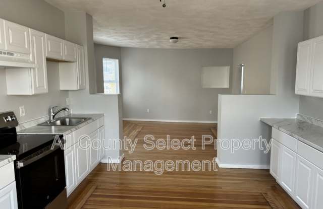 118 Eastern Ave Gallery 2
