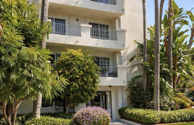 Pico-Wellesley apartments photos photos