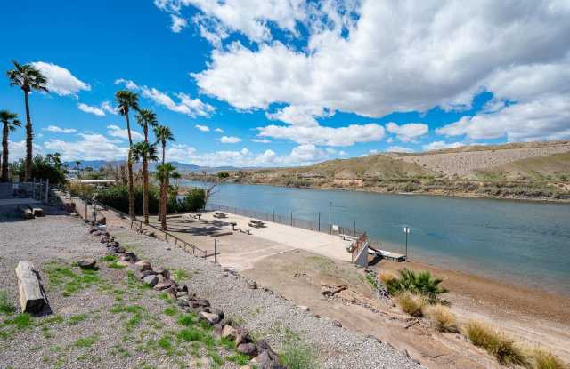 Waterfront 2BR 2B Condo Lower Level, gated with tennis,pool,spa,PRIVATE BEACH/DOCK photos photos