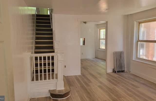 176 ROSEMONT AVENUE Gallery 3