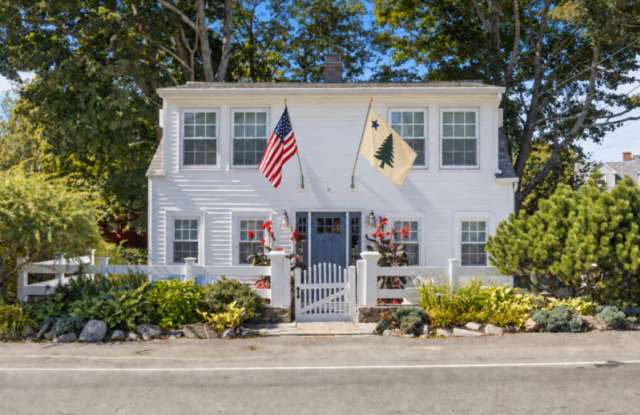 240 Shore Road Gallery 1