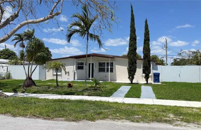 11501 SW 43rd Ln photos photos