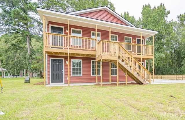 402 E 3rd Street unit: A - 402 East 3rd Street, Springfield, GA 31329 402 E 3rd Street unit: A - 402 East 3rd Street, Springfield, GA 31329