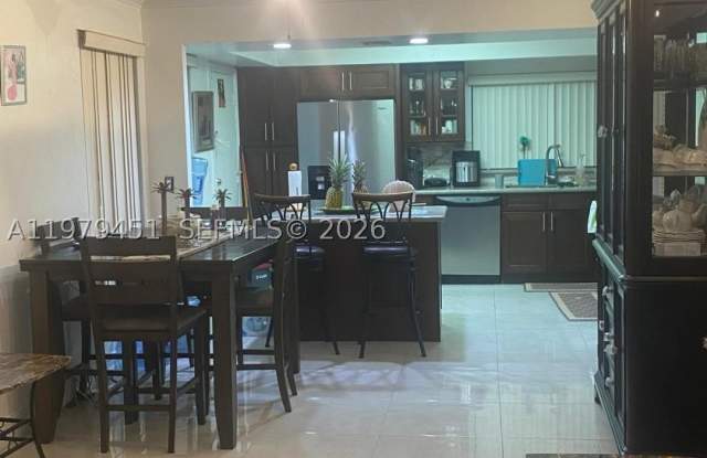 6010 S Falls Cir Dr Gallery 2
