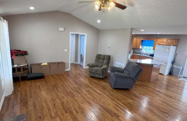 Single Level Home with a Great yard Gallery 4