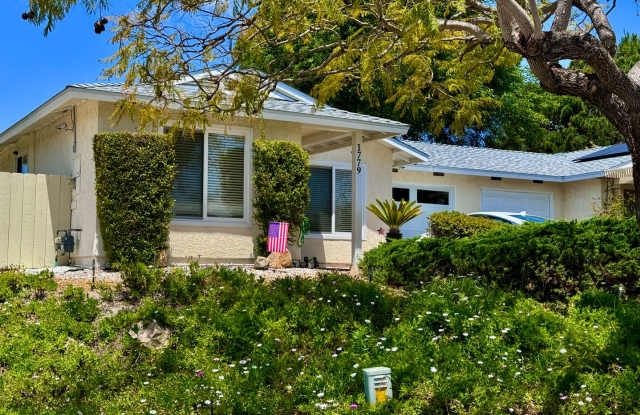 +55 Community, 2 BD with AC photos photos