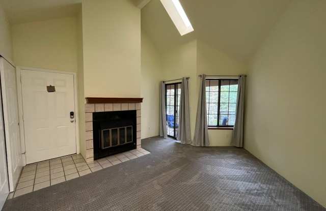 Top Floor 1-Bedroom Condo at Powderhorn photos photos