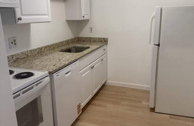 707 Bedford St photos photos
