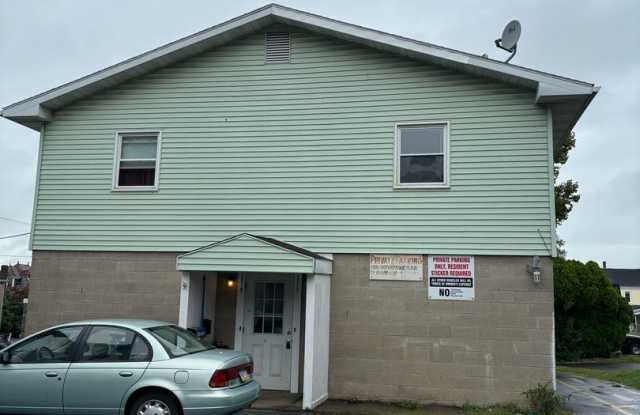 2 Bedroom 1 bathroom with Downtown Convenience- Move in Ready photos photos