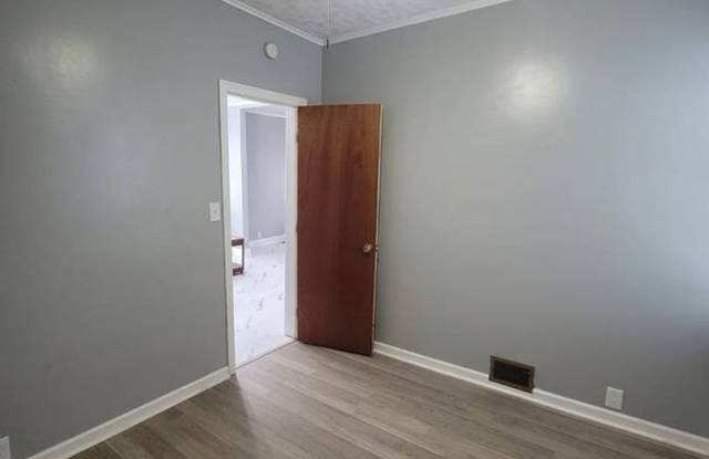 Spacious 3BR Duplex in Buffalo photos photos