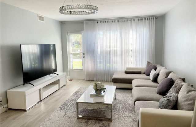 4270 Jack Frost Ct unit: 5 photos photos