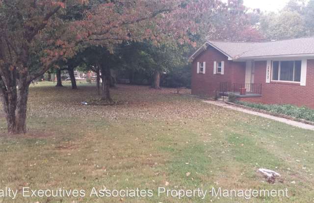 2512 Mentor Road Gallery 2