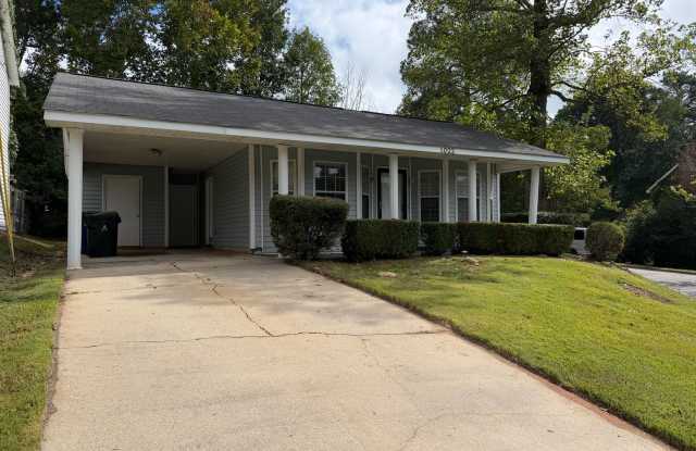 SHORT TERM LEASE AVAILABLE THROUGH APRIL 30!  Cute one level Home in Shelton Park Gallery 1