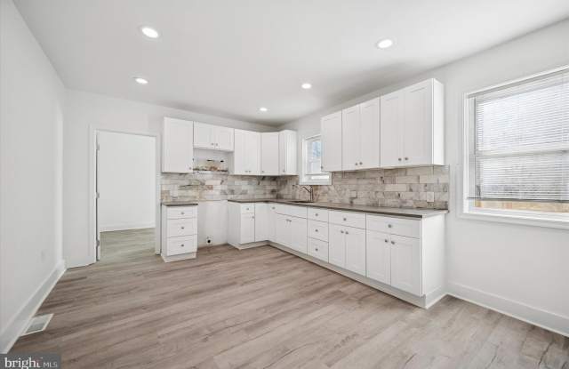 2135 N 20TH Street photos photos