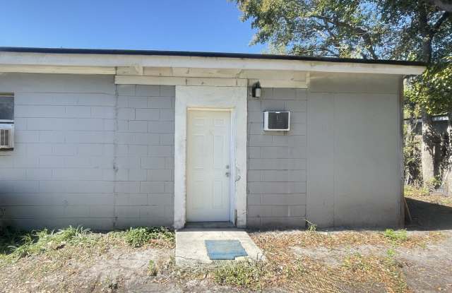 10603 Briarcliff Rd E, Jacksonville, FL 32218 photos photos