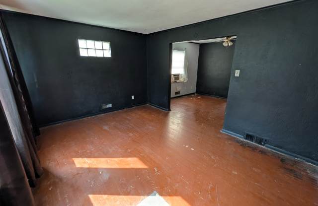 2529 Ada Ave Gallery 2