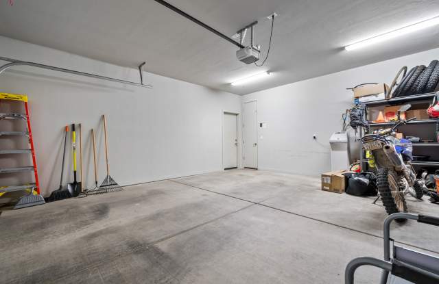 7526 E Chalkboard Ct - 7526 East Chalkboard Court, Tucson, AZ 85715