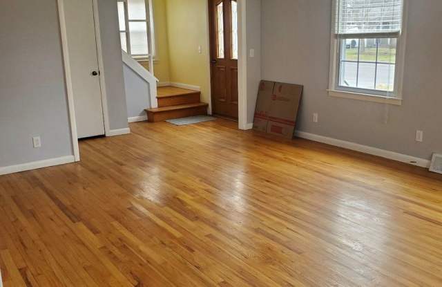 Single Family 3 Bedroom 1.5 Bath photos photos