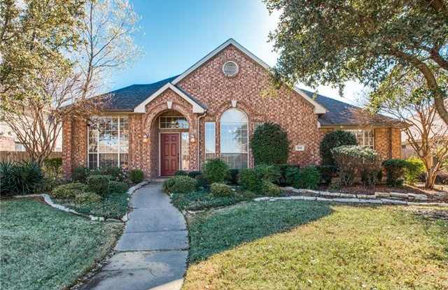 1645 Castle Pines Drive - 1645 Castle Pines Dr, Frisco, TX 75036
