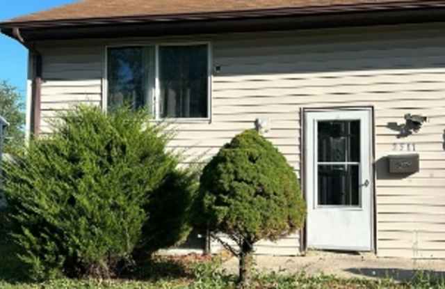 2511 222nd Place - 2511 222nd Place, Sauk Village, IL 60411