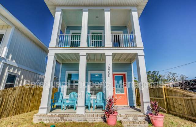 1000 W Main St - 1000 West Main Street, Pensacola, FL 32502