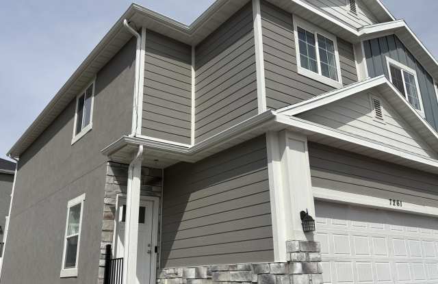 7261 North Silver Spring Way - Townhome photos photos