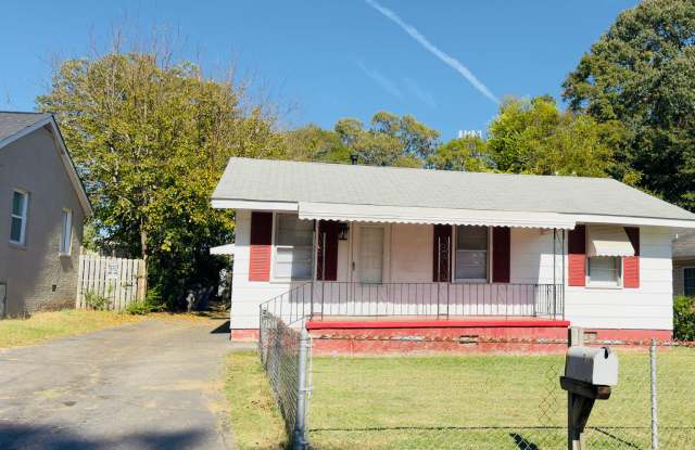 3 Bedroom home |storage shed included | photos photos
