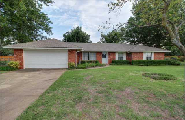 316 Ramblewood Terr - 1 - 316 Ramblewood Ter, Edmond, OK 73034