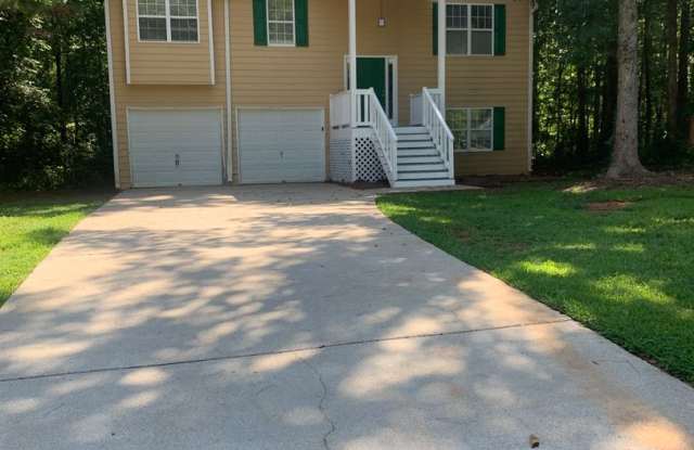 Coming Soon - 4 Bed, 2 Bth Split Level Home photos photos