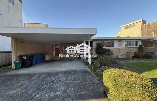 5015 44th Avenue Northeast photos photos