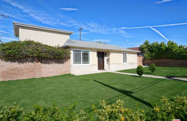 2501 Ralston Lane photos photos