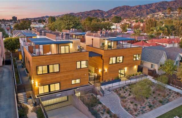 1059 Elm Avenue - 1059 Elm Avenue, Glendale, CA 91201