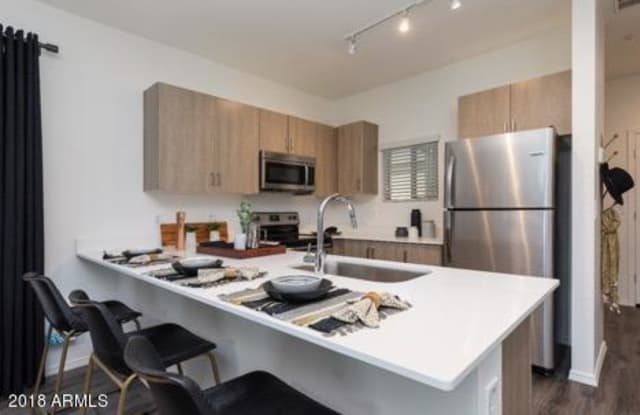35035 N North Valley Parkway - 35035 N North Valley Pkwy, Phoenix, AZ 85086