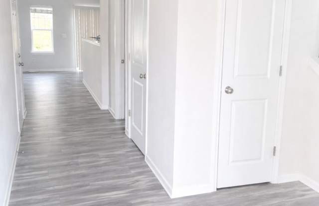 6328 Revolutionary Trail Gallery 2