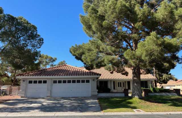 SINGLE STORY 4 BEDROOM 3 CAR GARAGE WITH RV PARKING photos photos