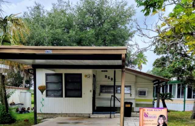 9584 Gray Fox Drive Gallery 1