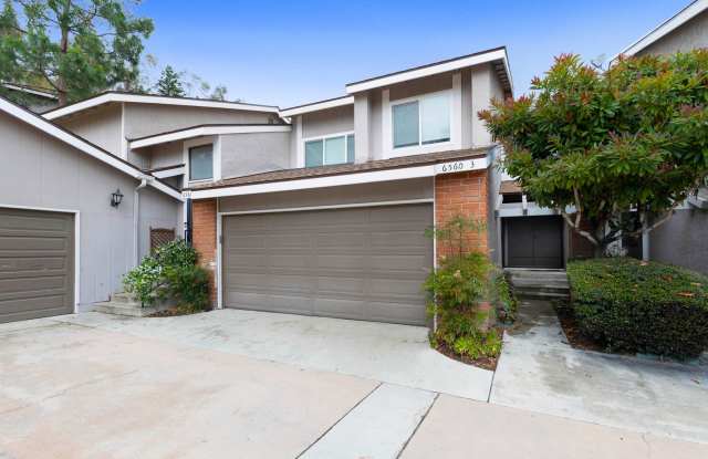 4 bed, 2.5 bath Townhome Close to Community Pool! photos photos