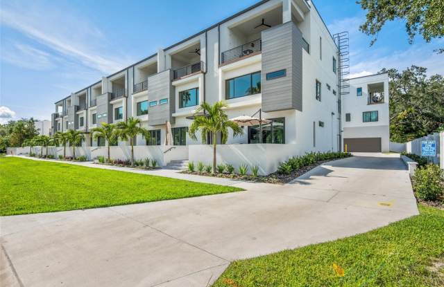 4515 W NORTH STREET - 4515 West North Street, Egypt Lake-Leto, FL 33614