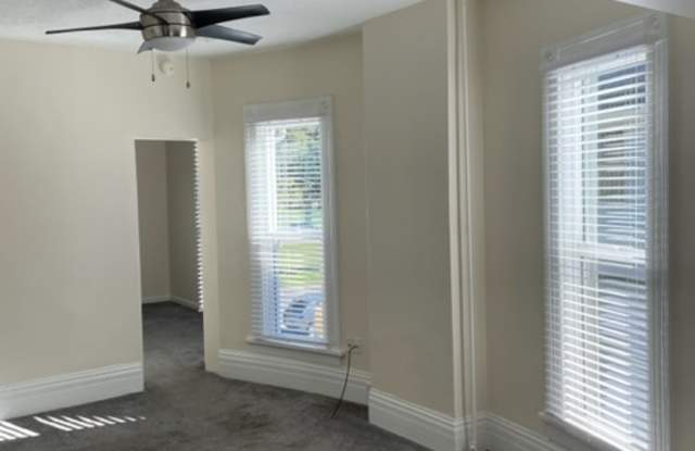 928 South 500 East - 3 photos photos