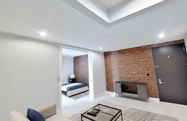 198 Stanton St Gallery 1