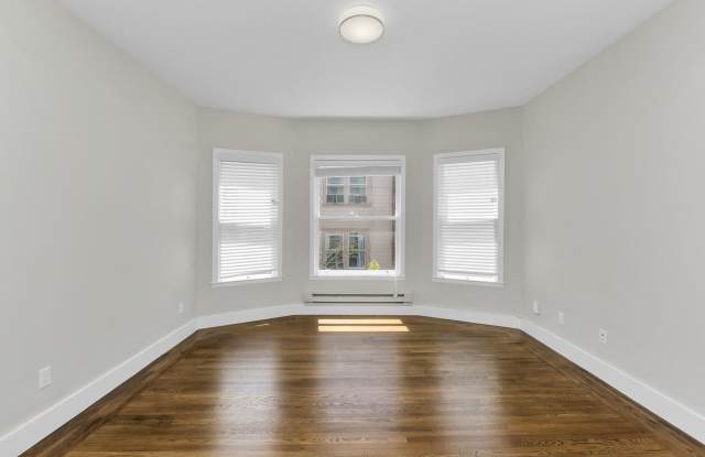 Oak Shrader Apartments photos photos