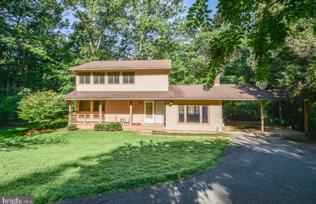 10902 HOWLAND DR - 10902 Howland Drive, Reston, VA 20191